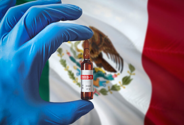 arranca_vacunacion_covid19_mexico_01