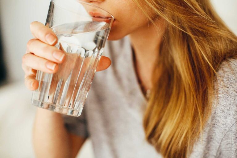 Beneficios-de-beber-agua-cada-día2