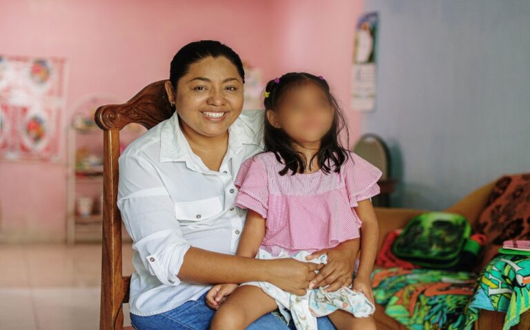 la-pequena-eleisa-ya-tiene