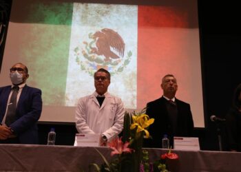 Issste gestiona contratación de medicos