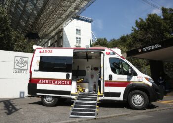 equipo medico issste