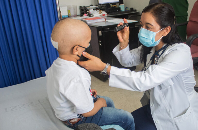 https://www.gob.mx/salud/prensa/192-secretaria-de-salud-cumple-acuerdos-con-madres-y-padres-de-ninas-y-ninos-con-cancer