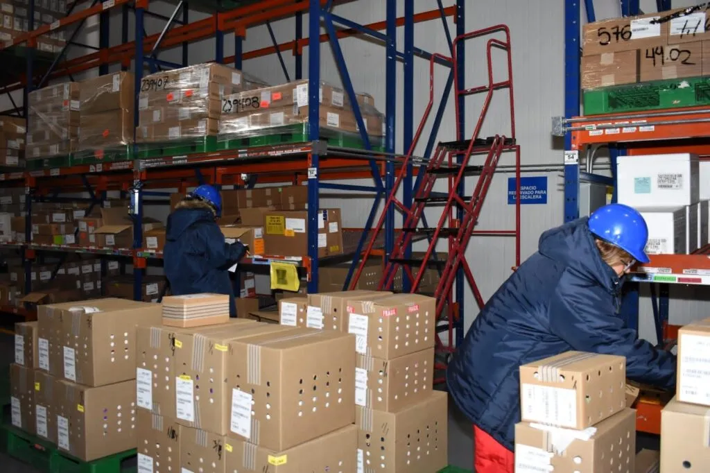 C59F9520-2AE7-4B42-9703-81C2512B6723