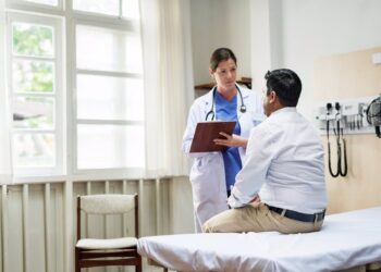 24/05/2018 A doctor checking a patient
ESPAÑA EUROPA MADRID SALUD
GETTY IMAGES/ISTOCKPHOTO / RAWPIXEL