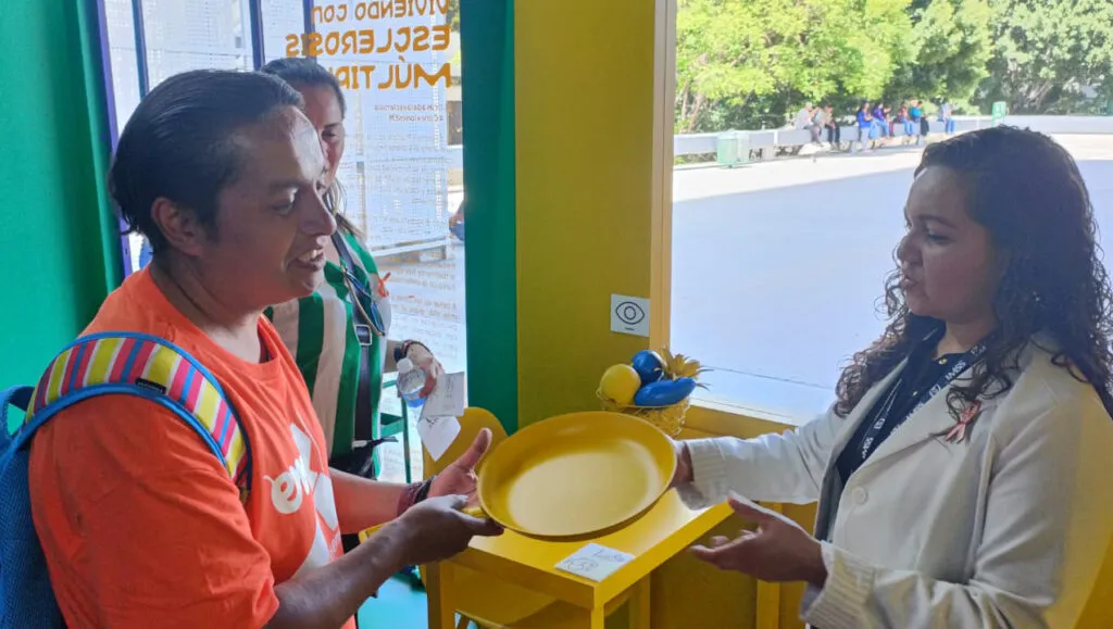Atienden a paciente en Neurología del IMSS en Jalisco