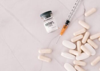 Salud alerta por efectos devastadores de fentanilo