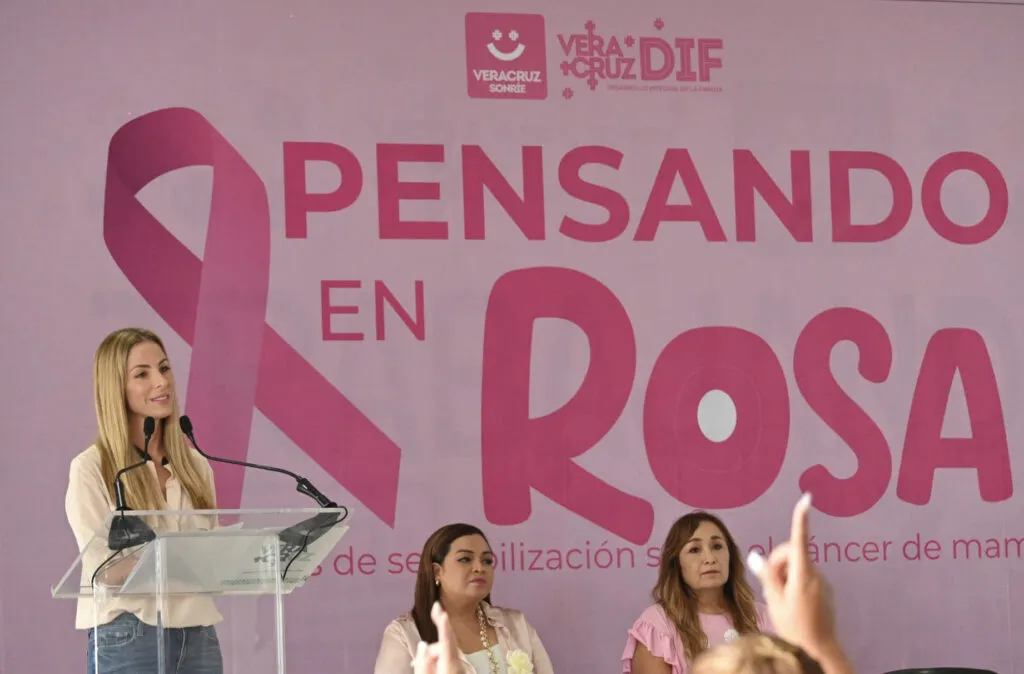 Patricia Lobeira Rodríguez señaló que las actividades del “Mes Rosa” serán posibles mediante la coordinación con MUAC, MAM, Grupo Reto y la Universidad Veracruzana.