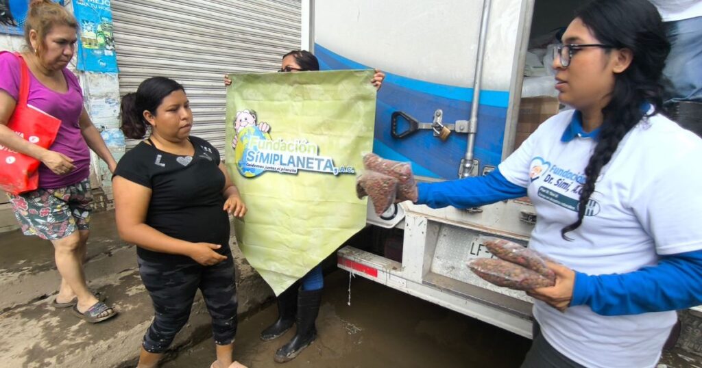 Víctor-González-Herrera-damnificados-Veracruz