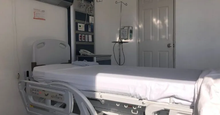 Distribuidora-Material-Quirúrgico-MTY-SA-CV